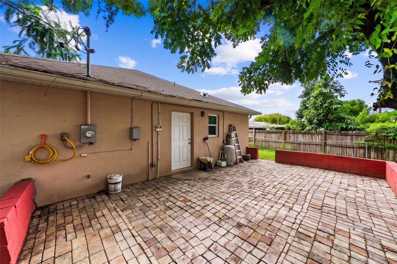 5451 Mac Arthur Ave Property Photo 23