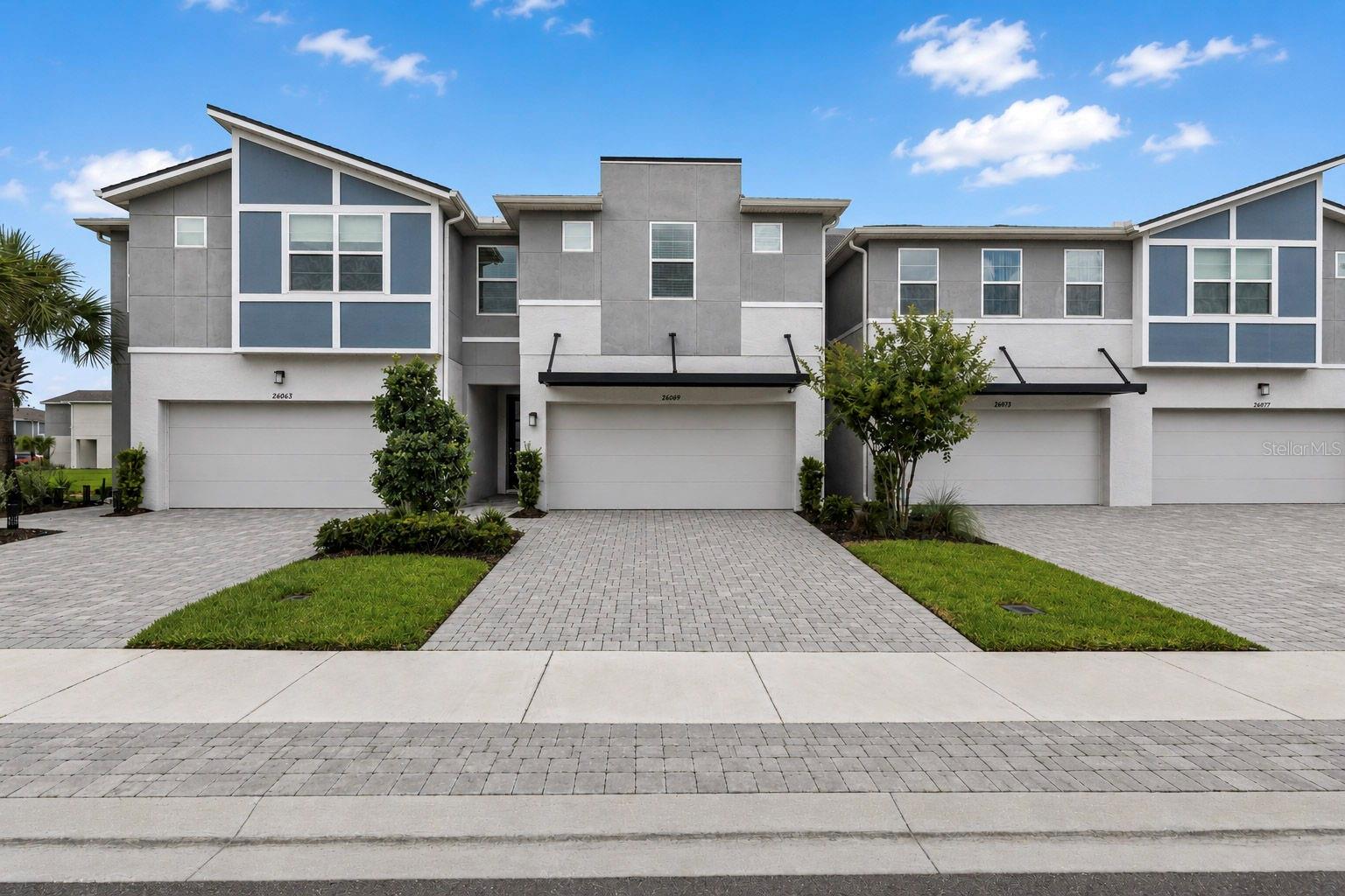 26069 Woven Wicker Bnd Property Photo 1