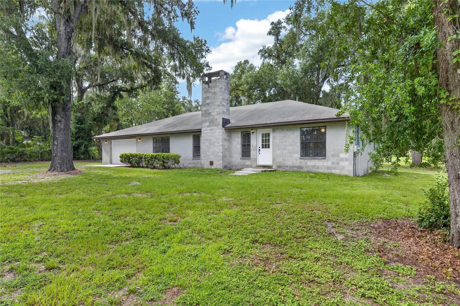 615 Thompson Rd Property Photo 1