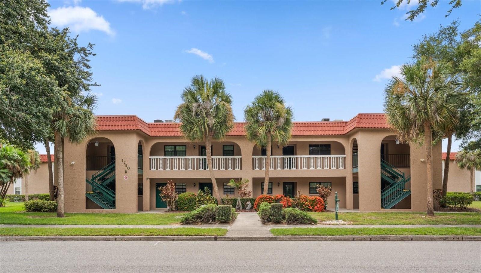 1750 Belleair Forest Dr #b8 Property Photo 1