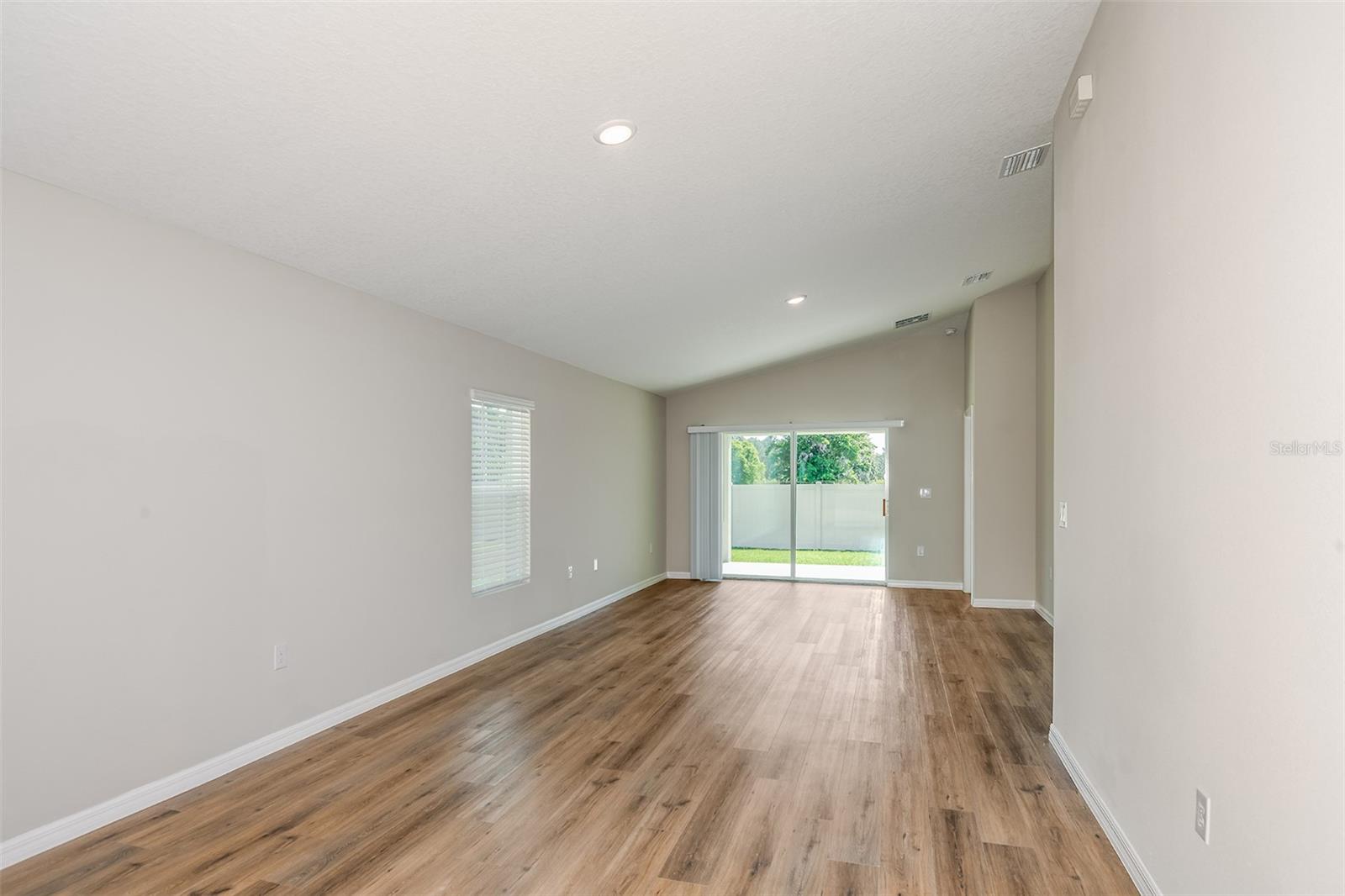 9136 Belleview Forest Pass Property Photo 11