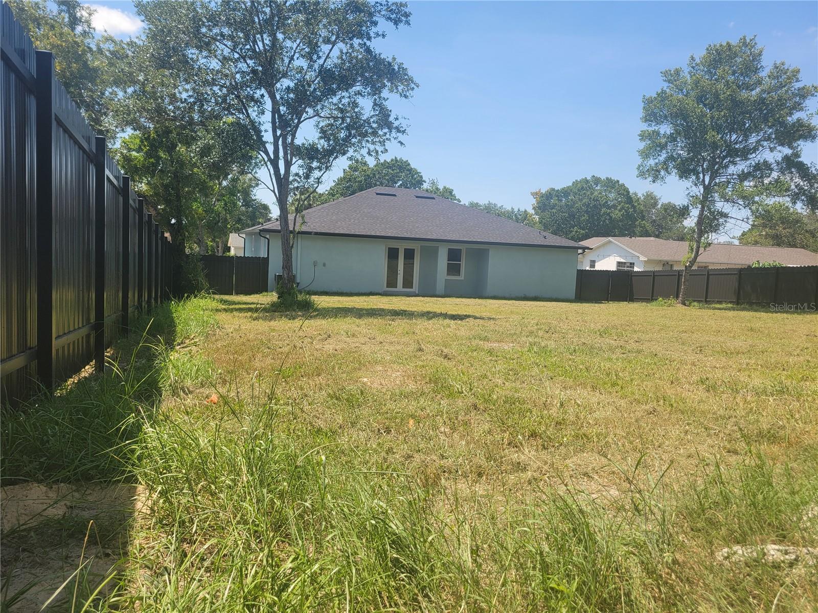 5352 Lowell Ave Property Photo 4