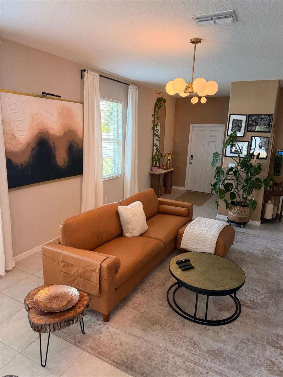 4503 Globe Thistle Dr Property Photo 7