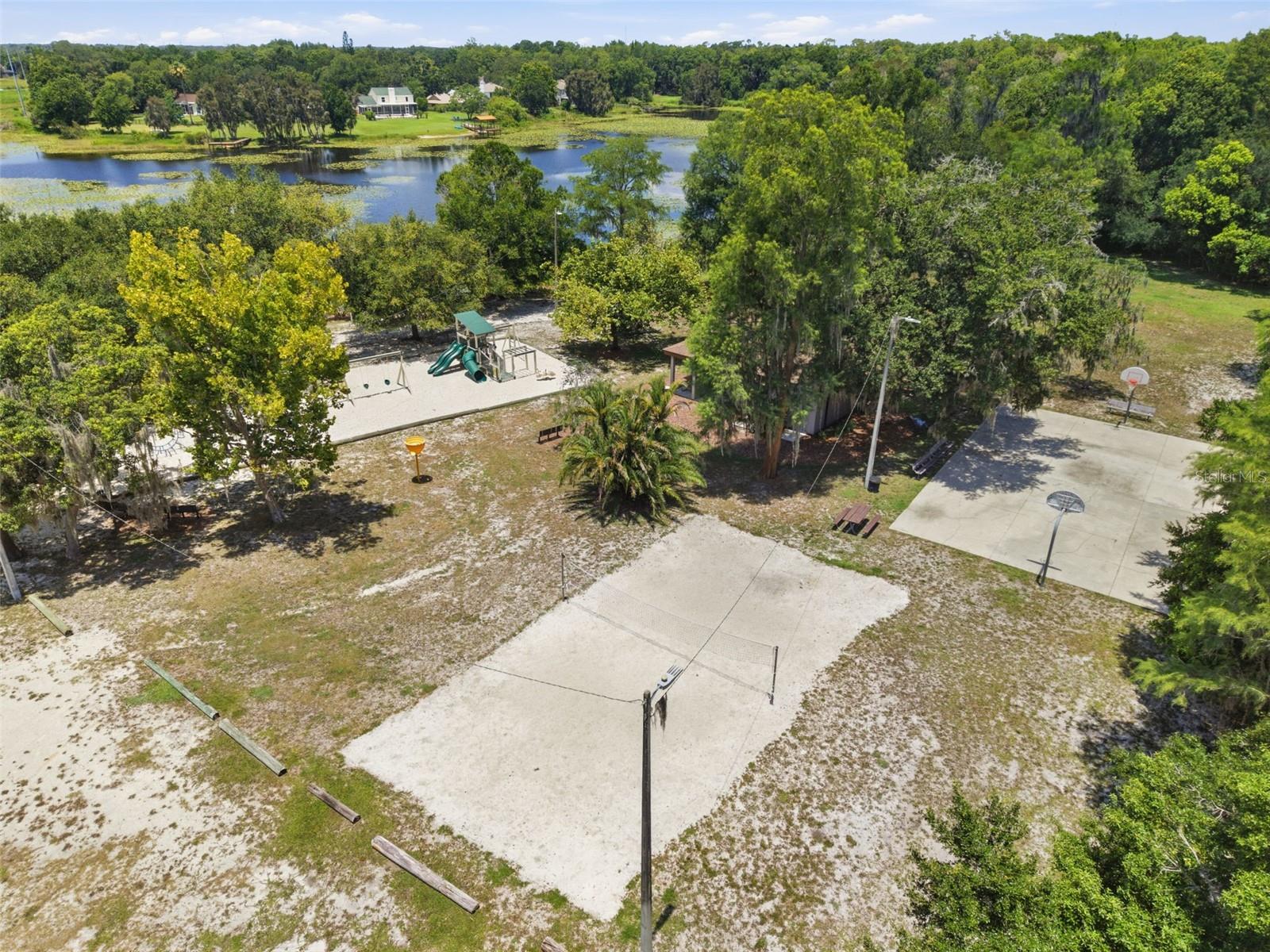 16909 Rolling Rock Dr Property Photo 45