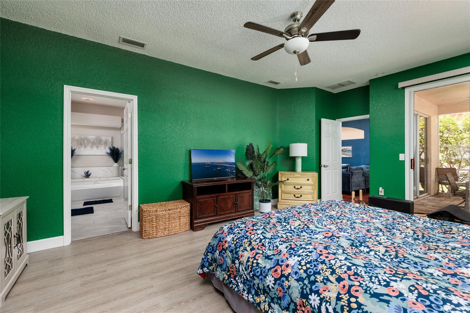 1338 Dartford Dr Property Photo 35
