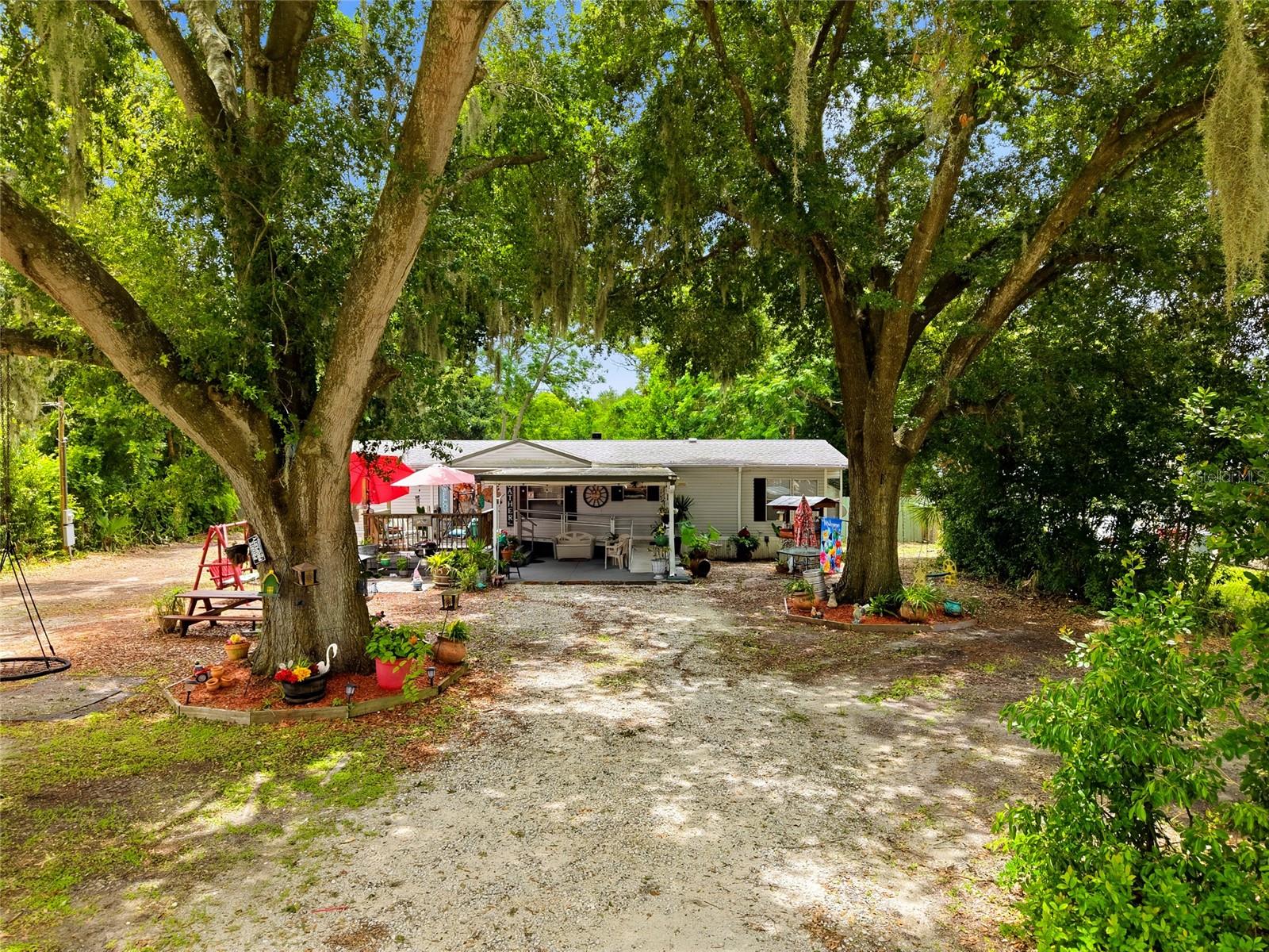 29514 Benjamin Dr Property Photo 3