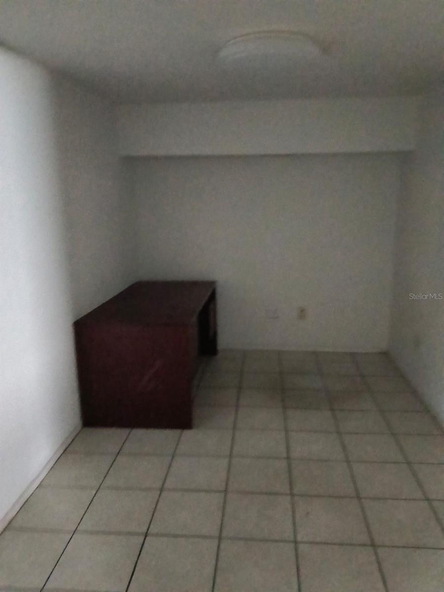 9006 Gibsonton Dr Property Photo 17