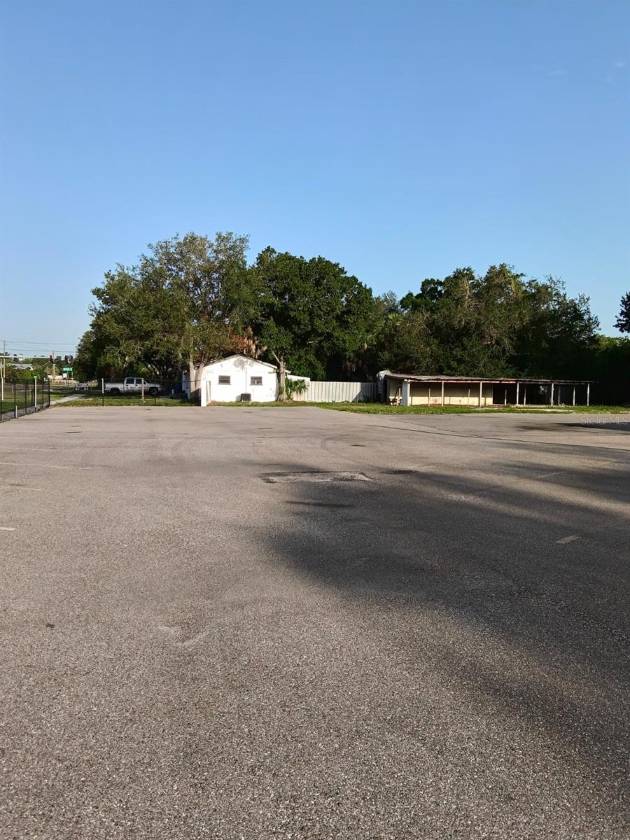 9006 Gibsonton Dr Property Photo 29
