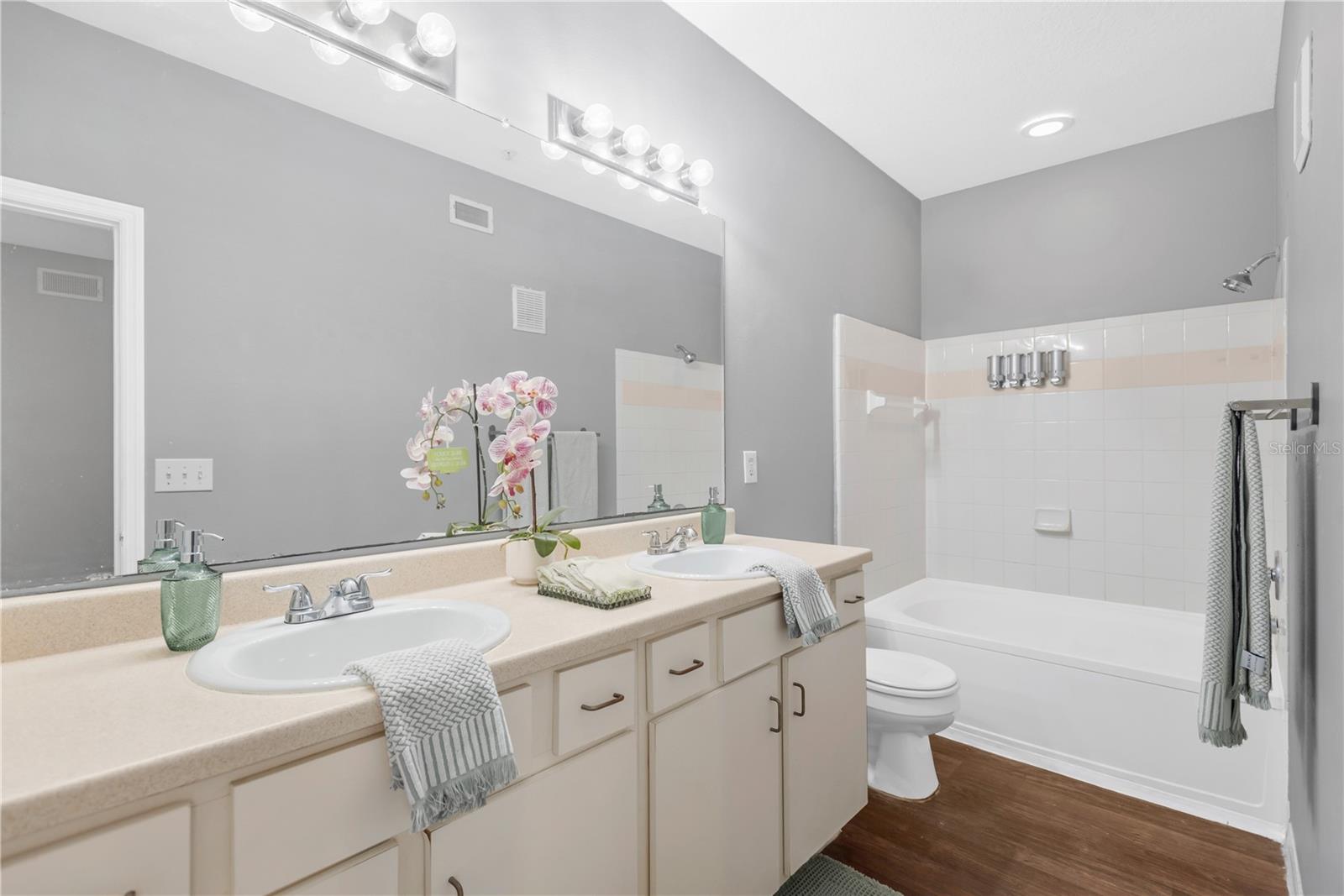 1810 E Palm Ave #6204 Property Photo 12