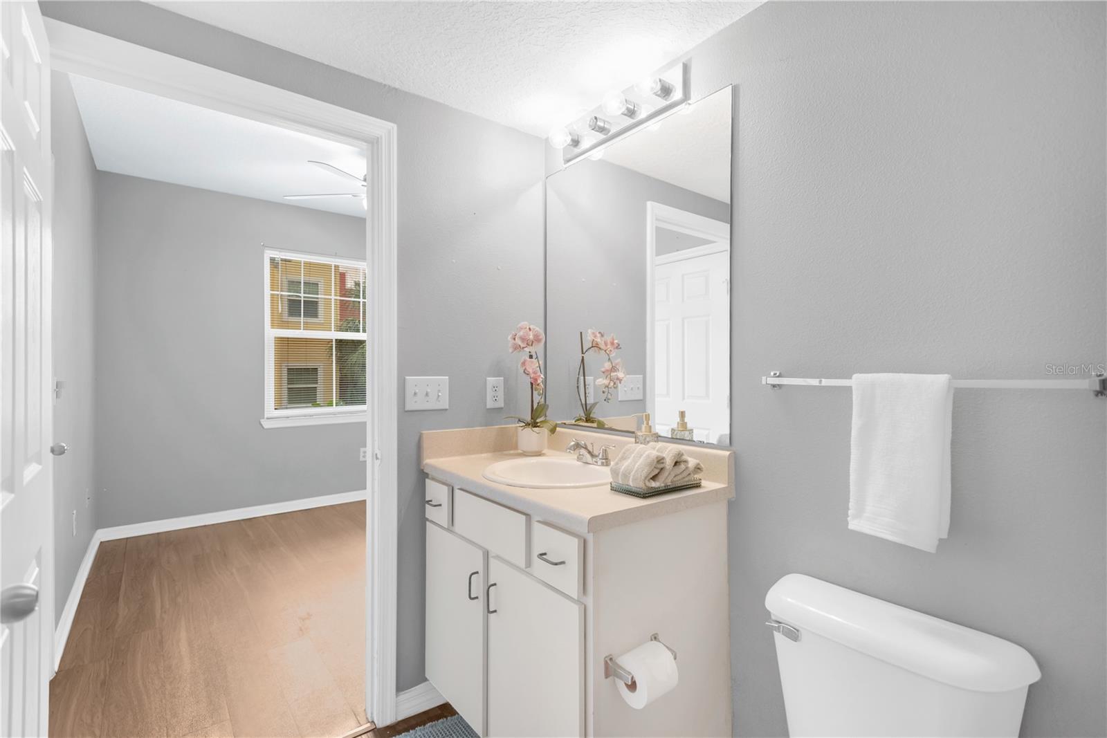 1810 E Palm Ave #6204 Property Photo 16