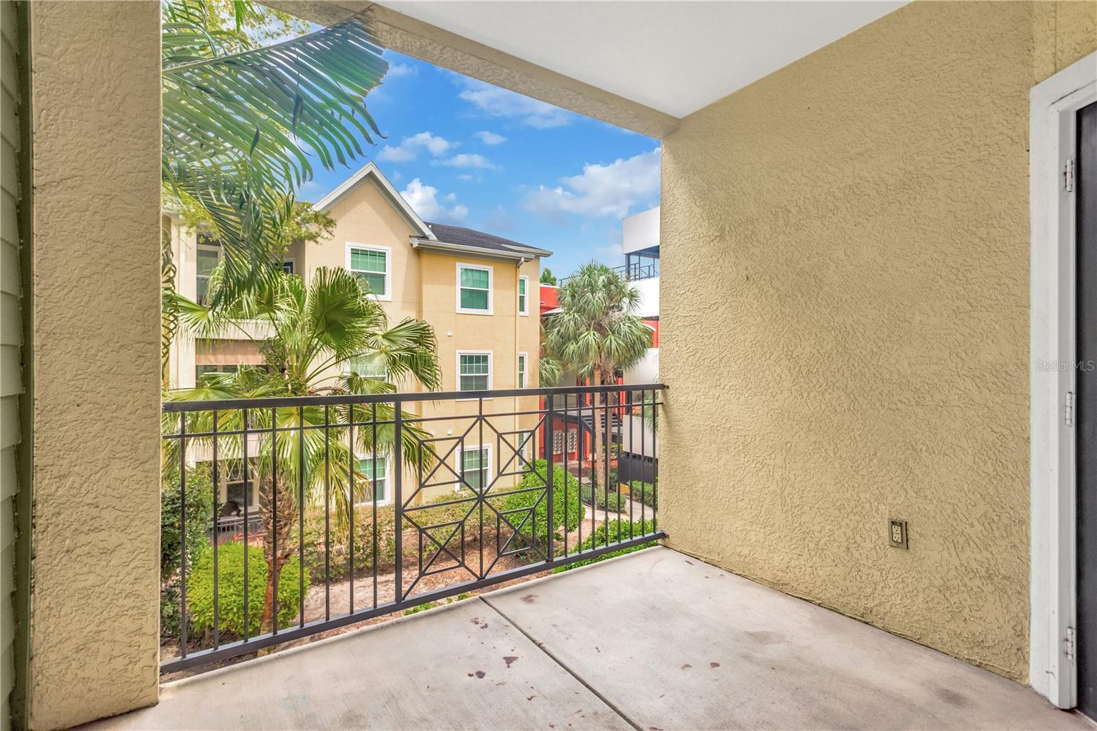 1810 E Palm Ave #6204 Property Photo 18