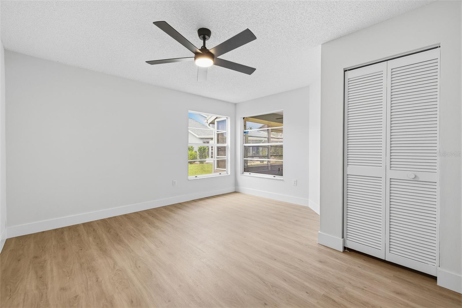 7705 Balharbour Dr Property Photo 7