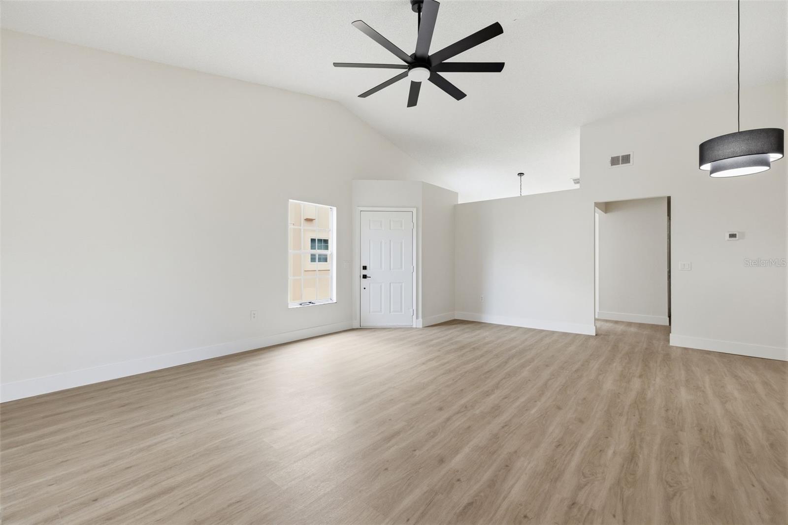 7705 Balharbour Dr Property Photo 14