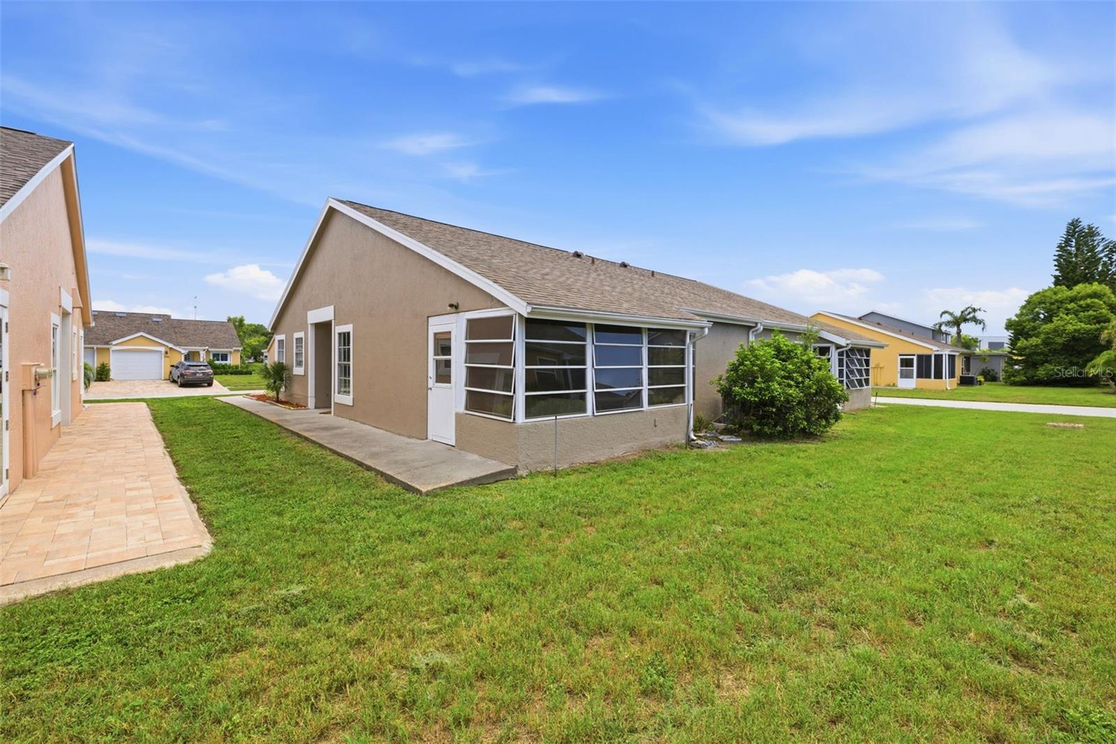 7705 Balharbour Dr Property Photo 23
