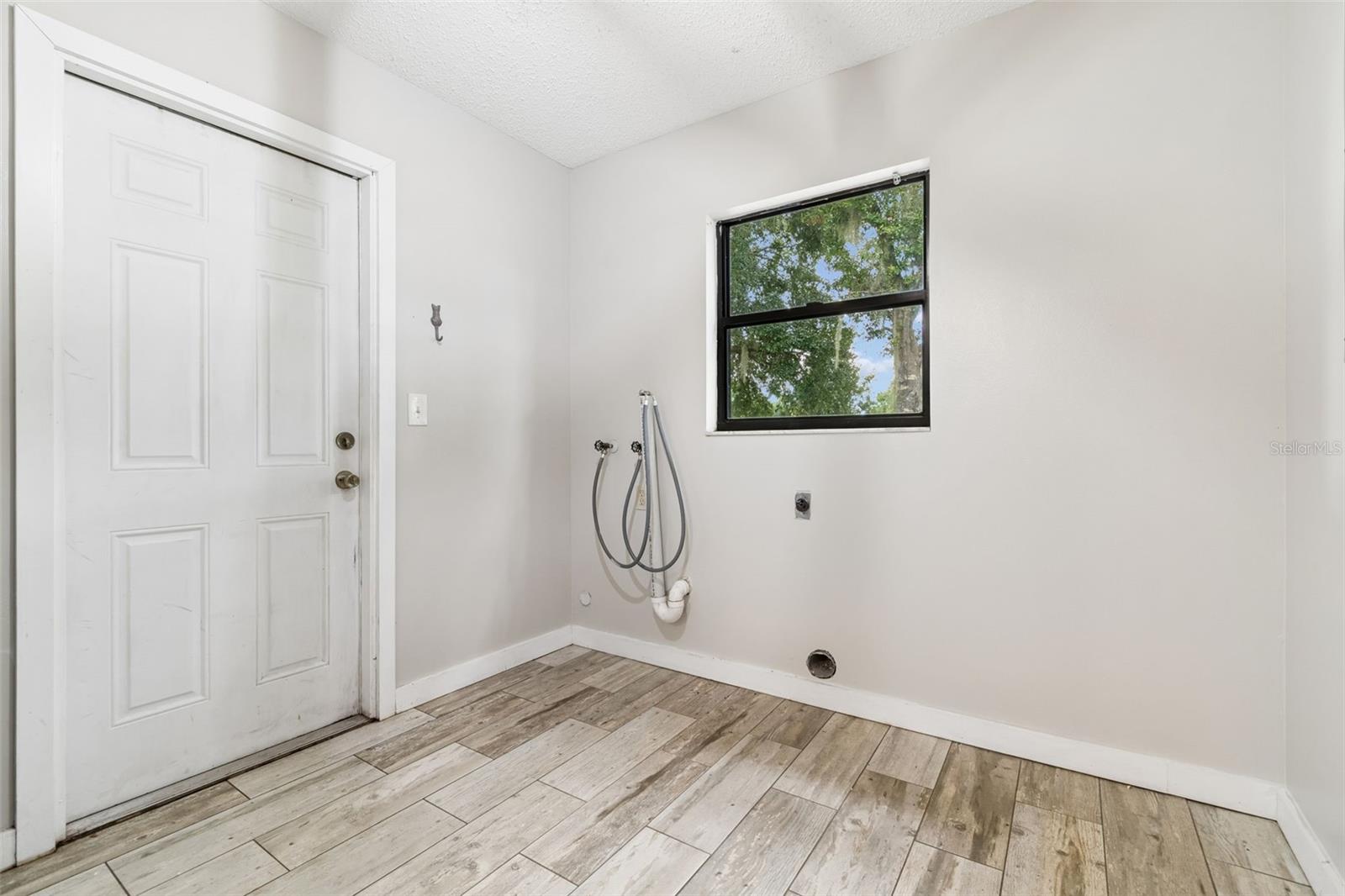 336 Corbett Rd Property Photo 11