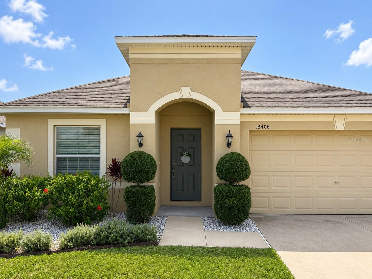 15406 Feather Star Place Property Photo 2