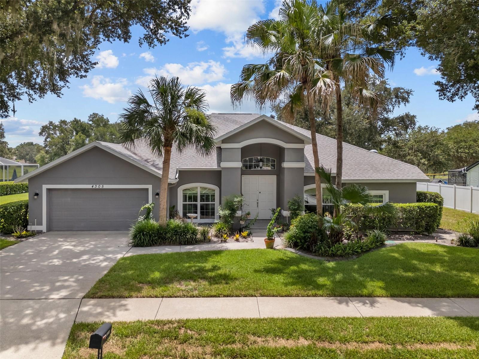 4305 Gentrice Dr Property Photo 2