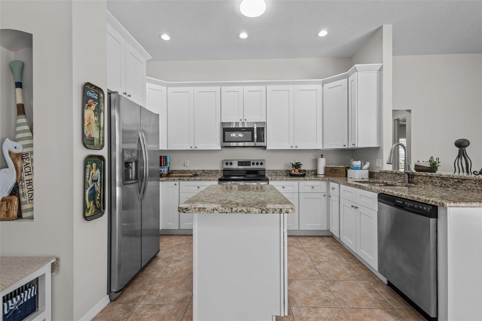 4305 Gentrice Dr Property Photo 10