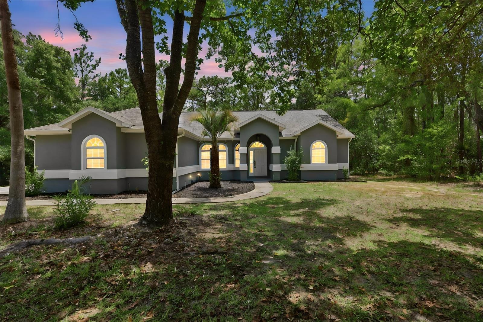 5042 N Peppermint Dr Property Photo 1