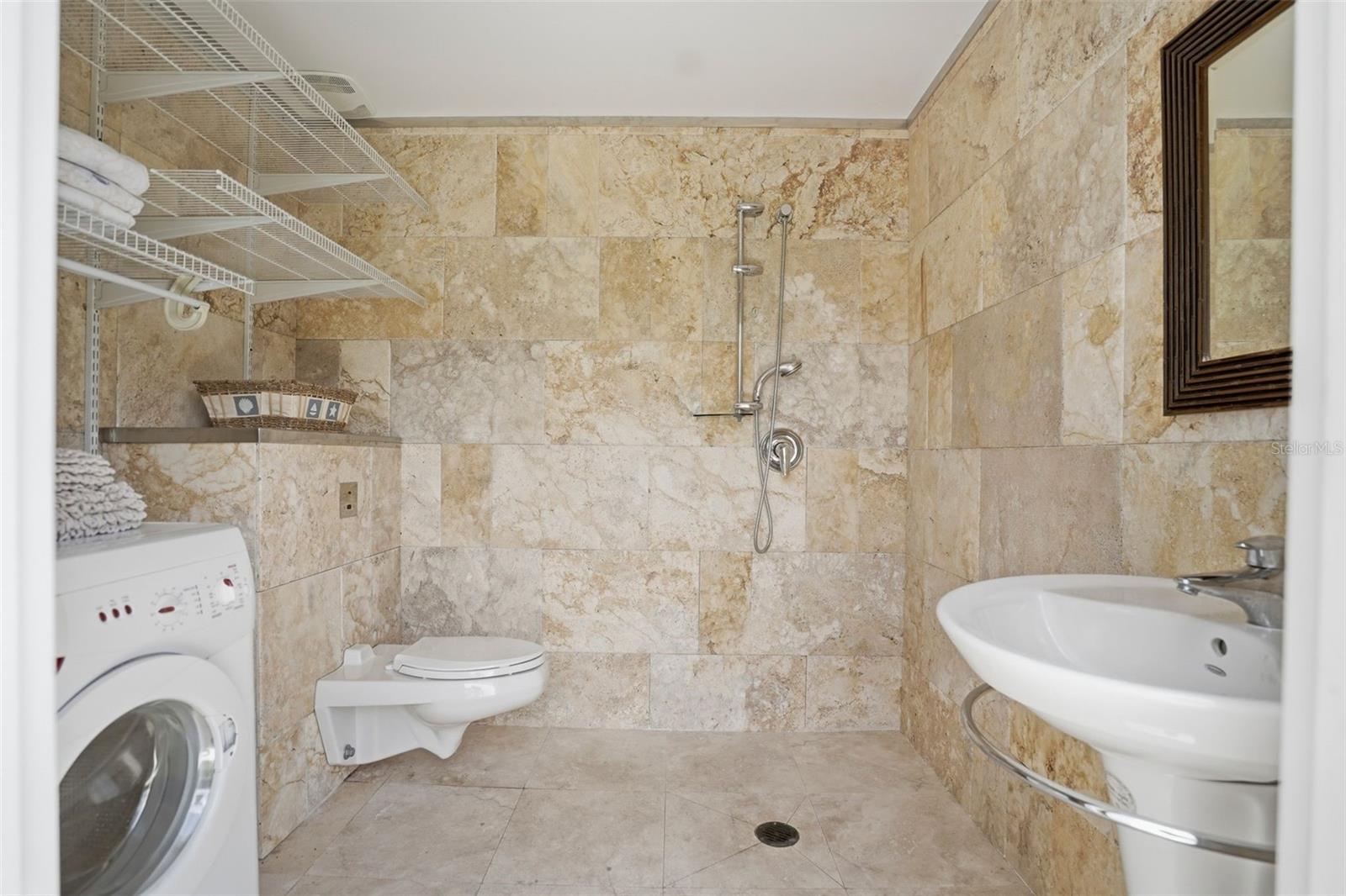 2821 Linthicum Pl Property Photo 42
