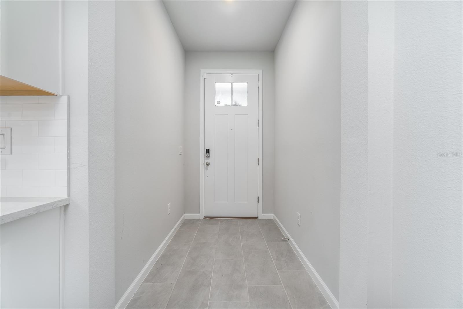 8518 Primrose Willow Pl Property Photo 5
