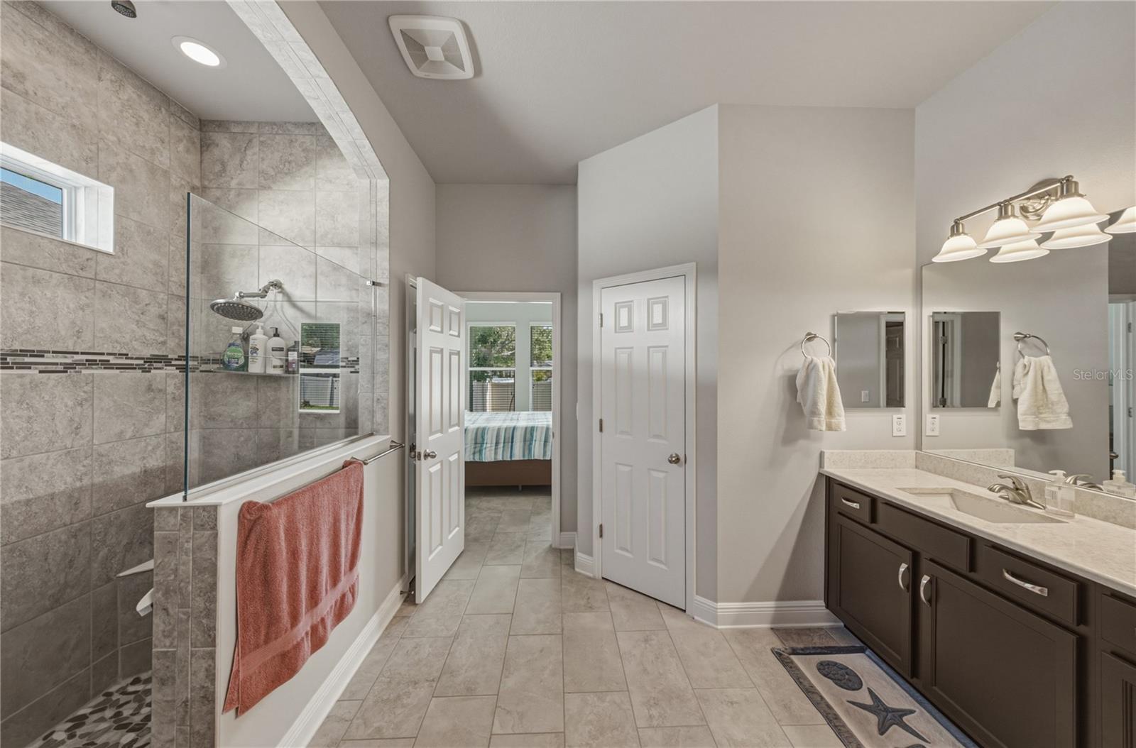 1017 Tracey Ann Loop Property Photo 27