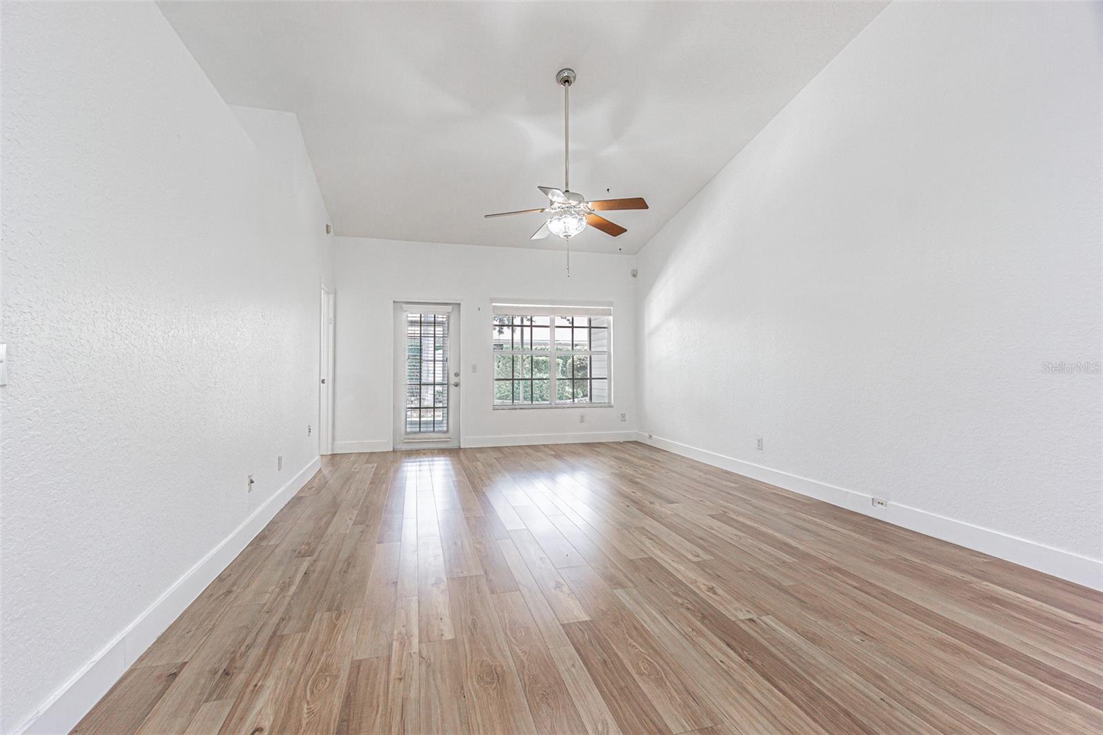 21542 Clubside Loop Property Photo 7