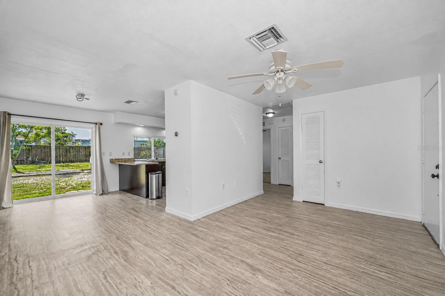 6464 107th Ter N Property Photo 11
