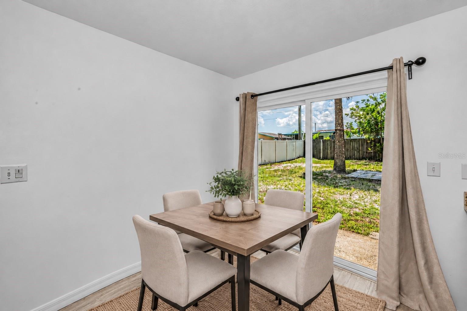 6464 107th Ter N Property Photo 12