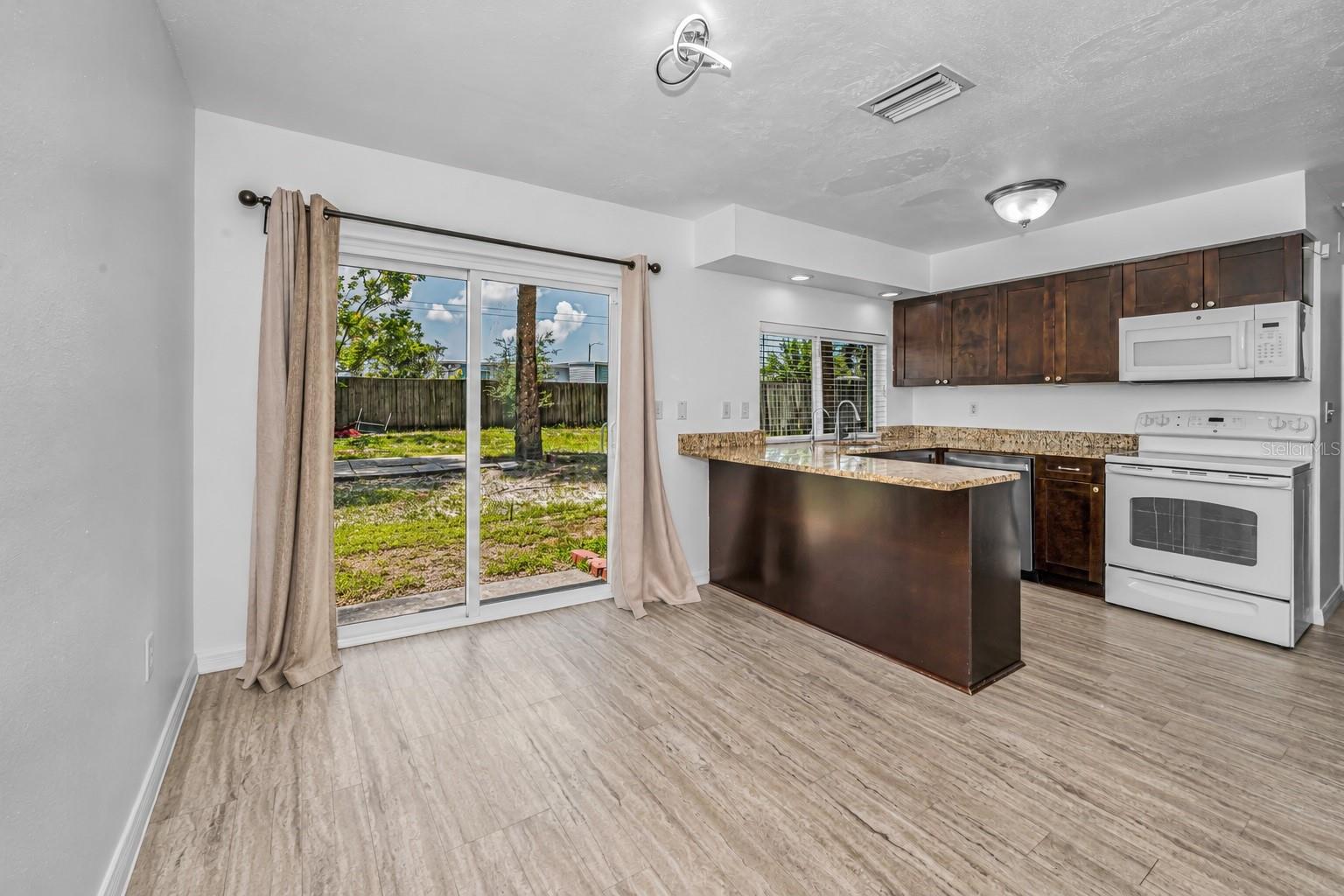 6464 107th Ter N Property Photo 15