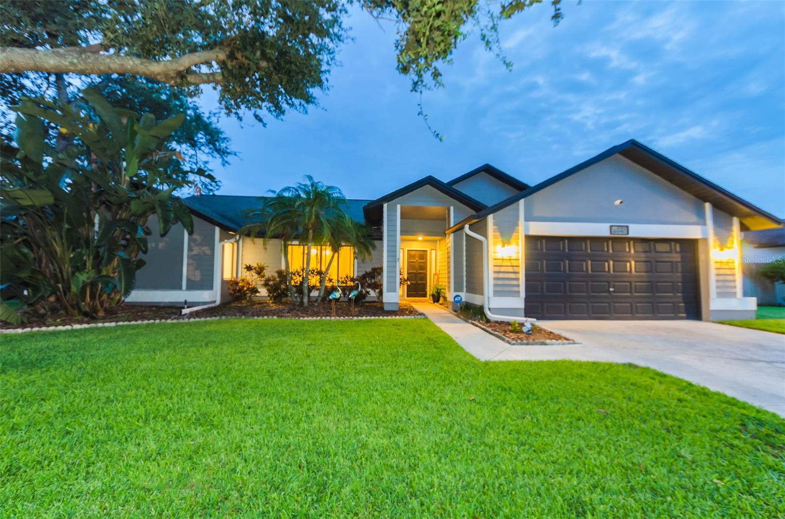 5441 Worthington Loop Property Photo 1