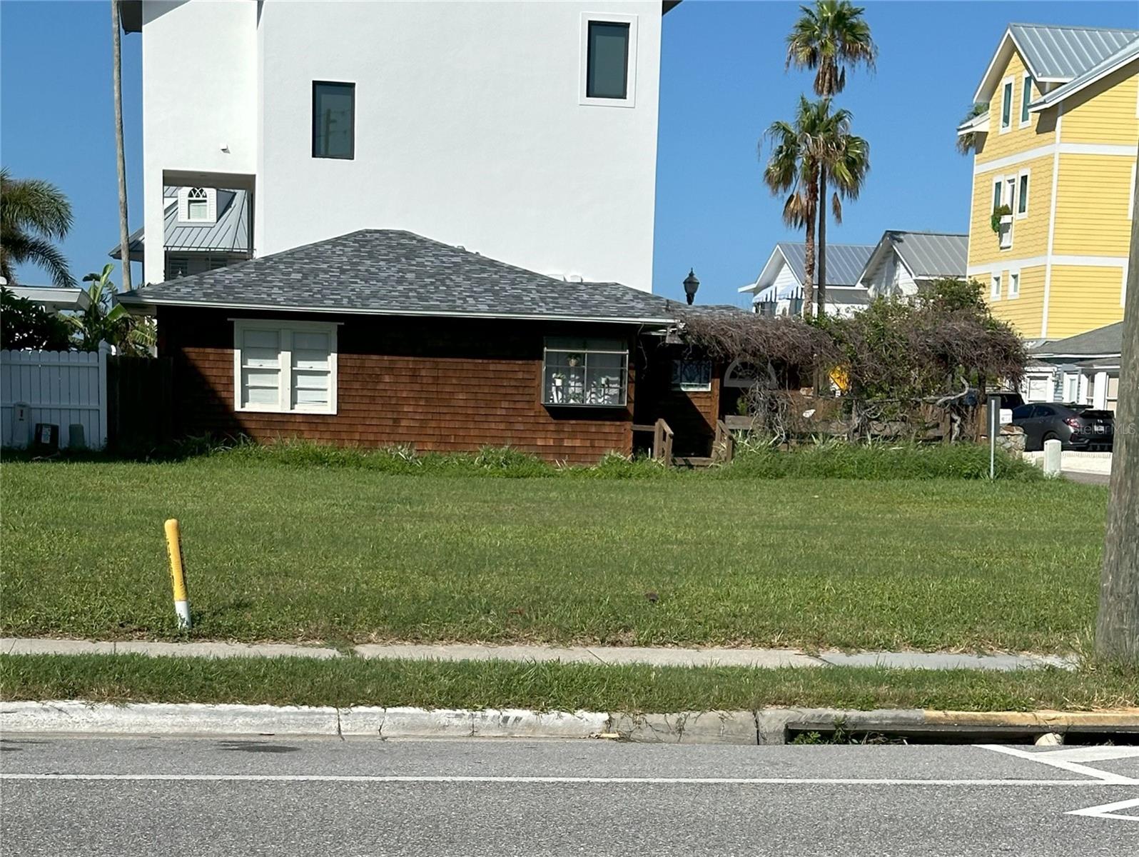 GULF BLVD Property Photo 1