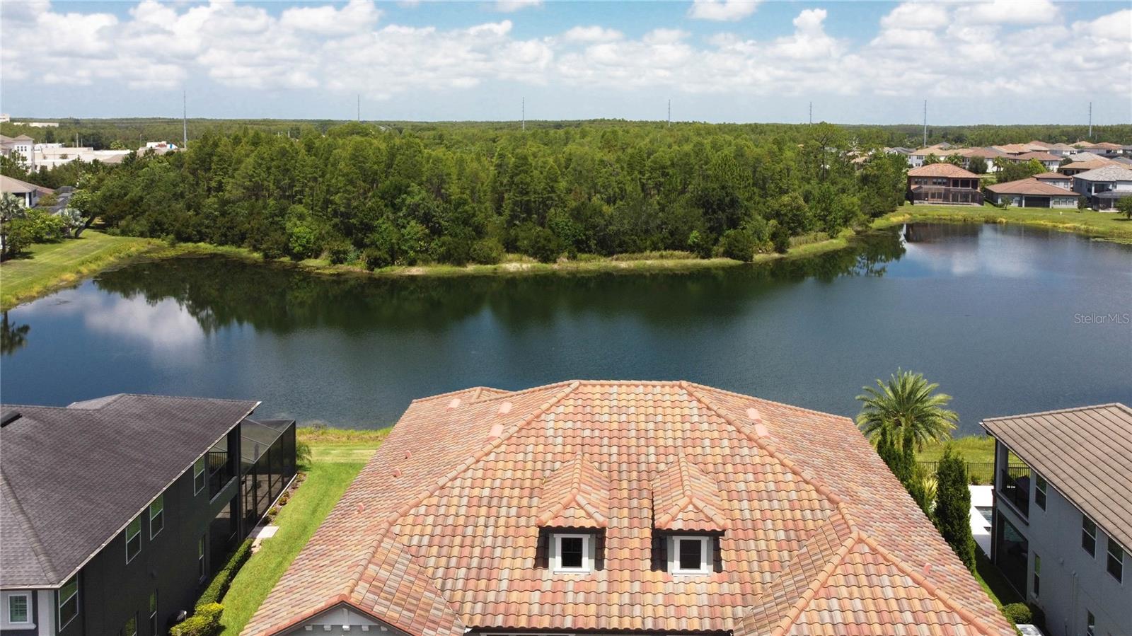 18014 Woodland View Dr Property Photo 7