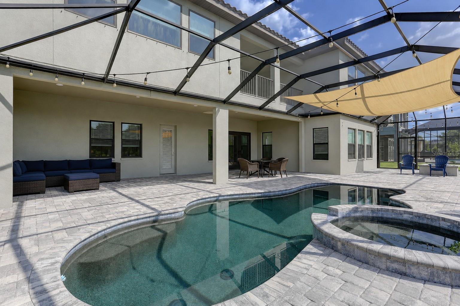 18014 Woodland View Dr Property Photo 8