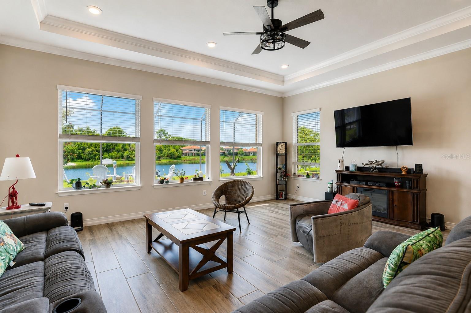 18014 Woodland View Dr Property Photo 29
