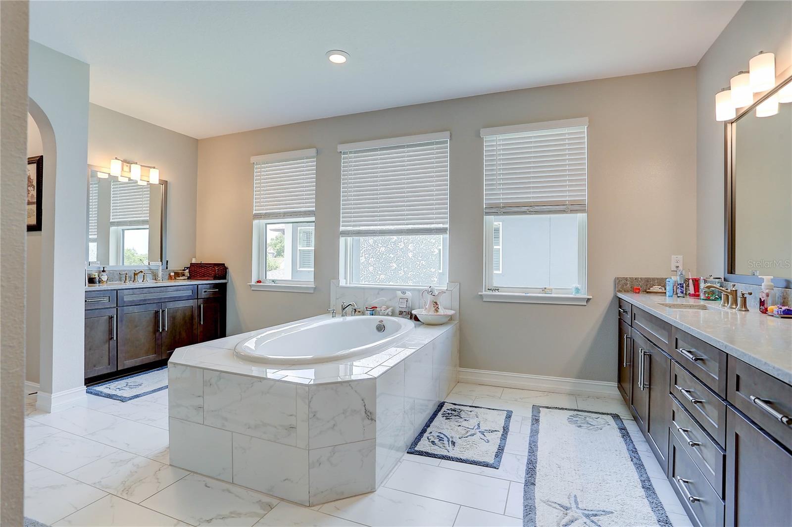 18014 Woodland View Dr Property Photo 41