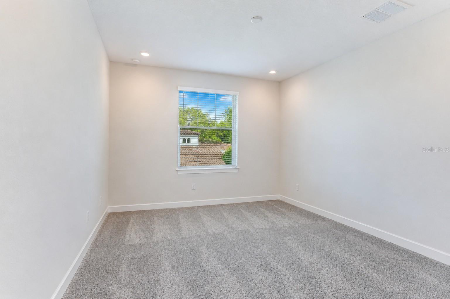 18014 Woodland View Dr Property Photo 46