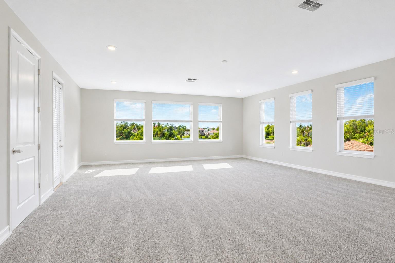 18014 Woodland View Dr Property Photo 49
