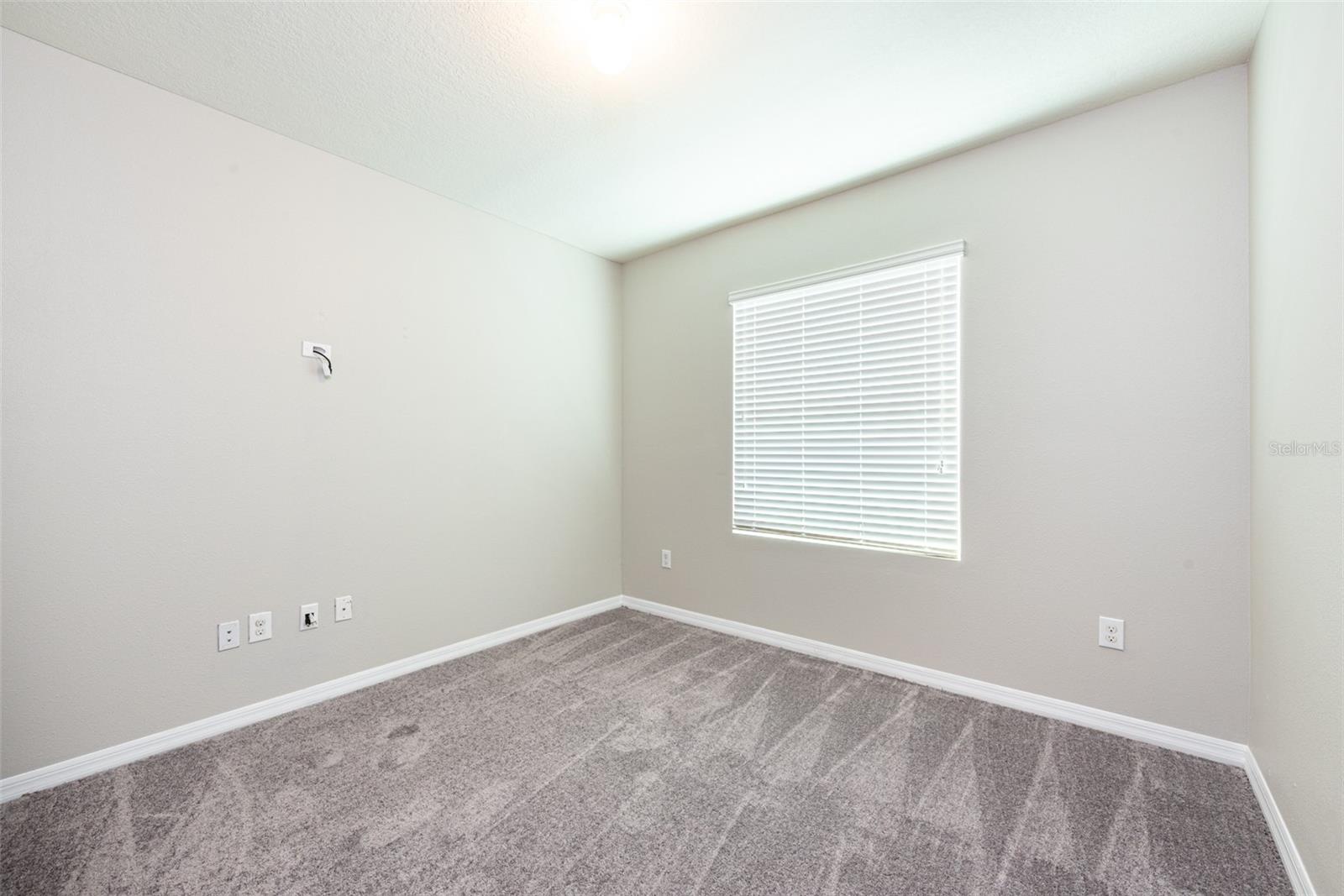 8908 Indigo Trail Loop Property Photo 11