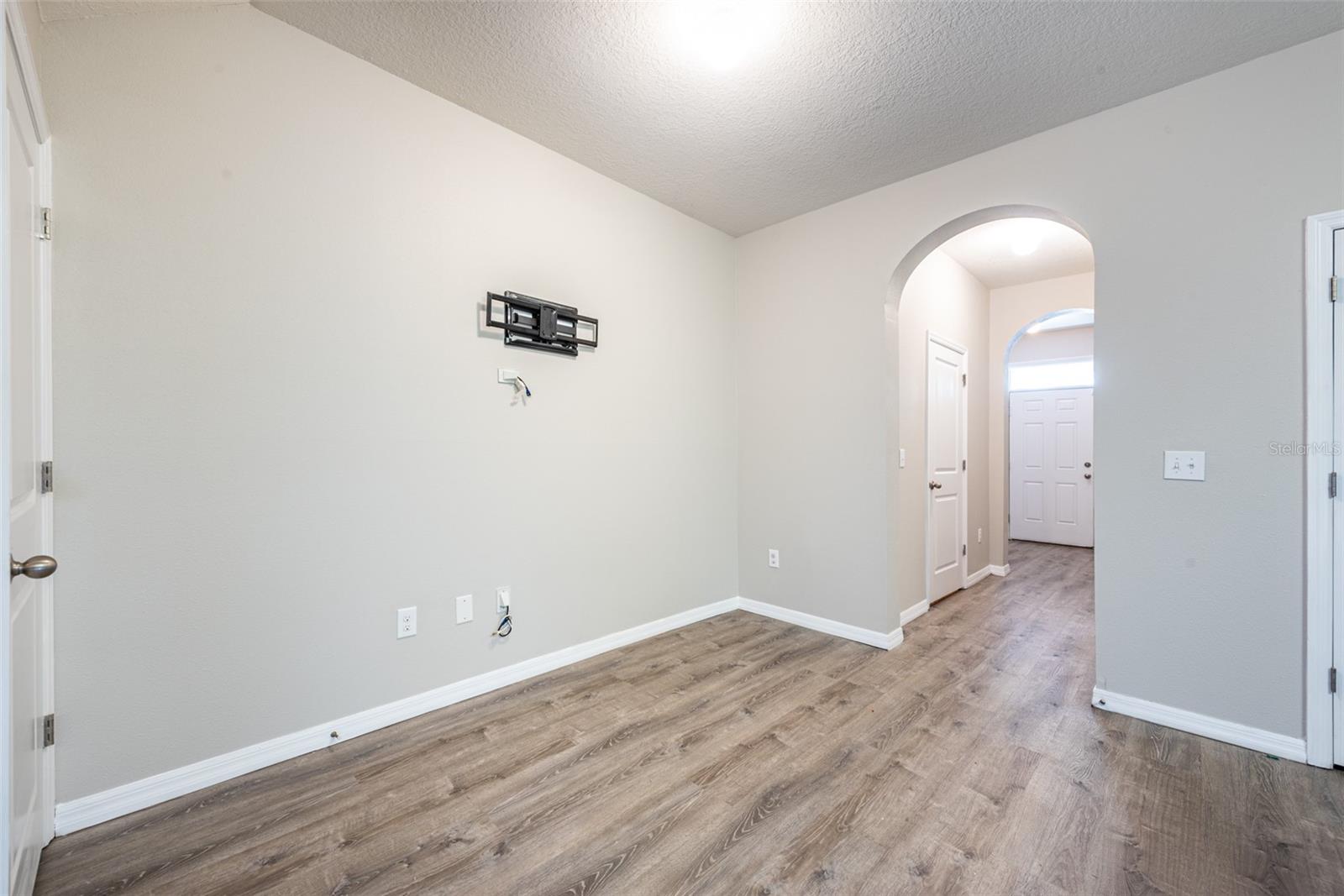 8908 Indigo Trail Loop Property Photo 13