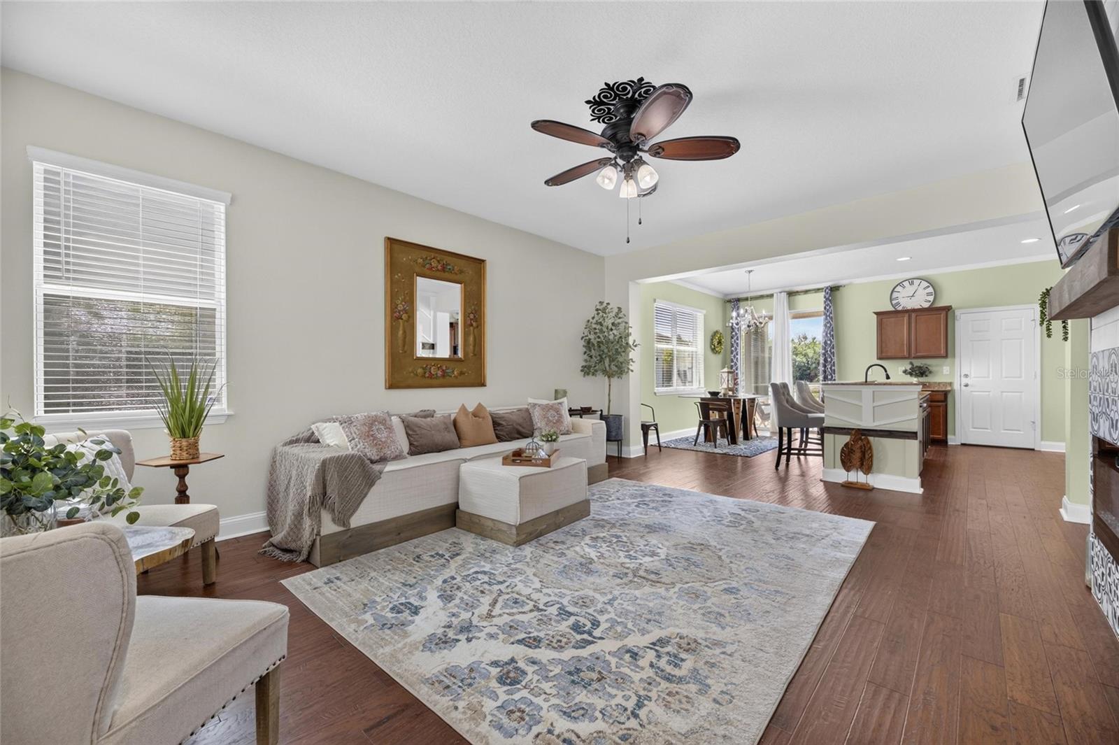 8635 Turnstone Shore Ln Property Photo 5