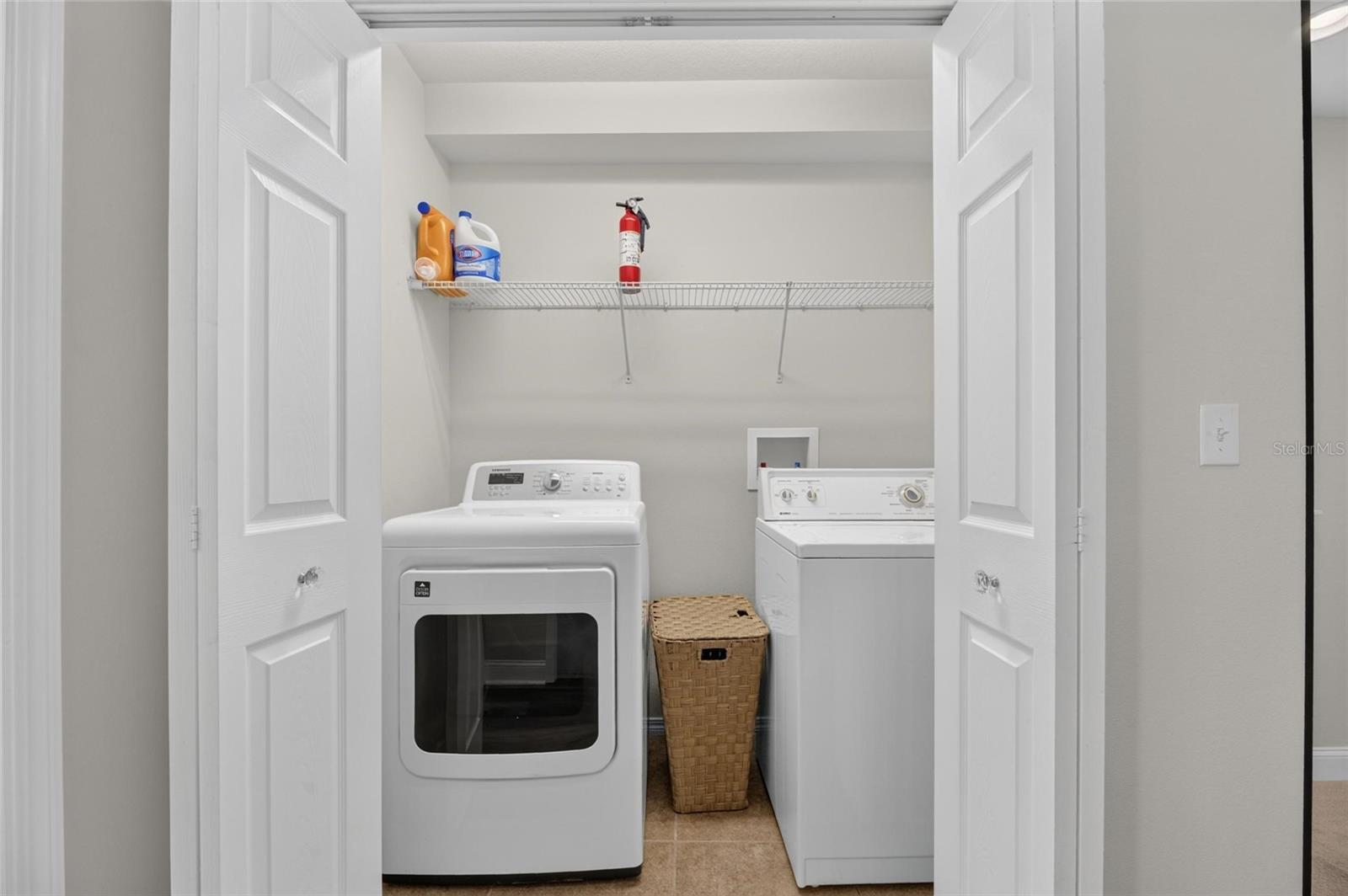 8635 Turnstone Shore Ln Property Photo 17