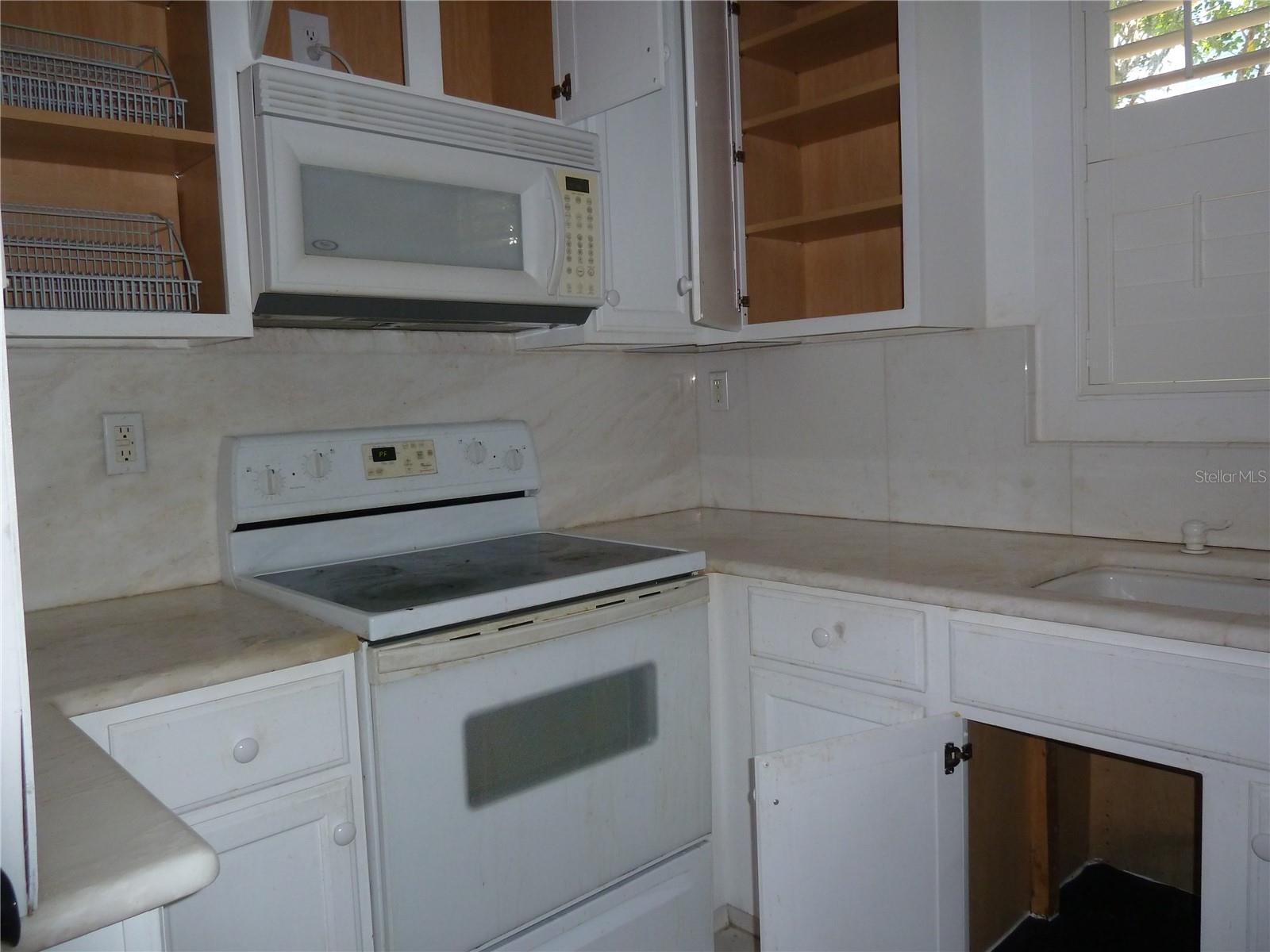 3302 W Villa Rosa St Property Photo 11