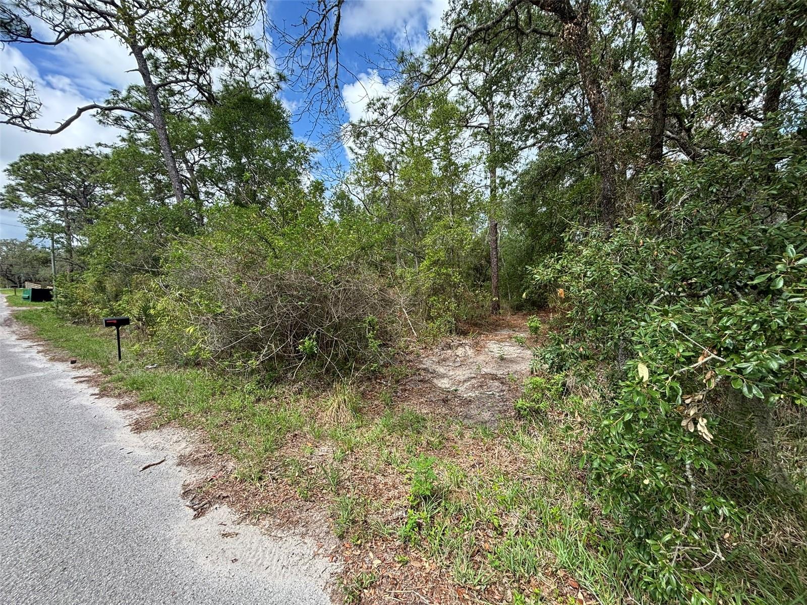 18379 Thomas Blvd Property Photo 6