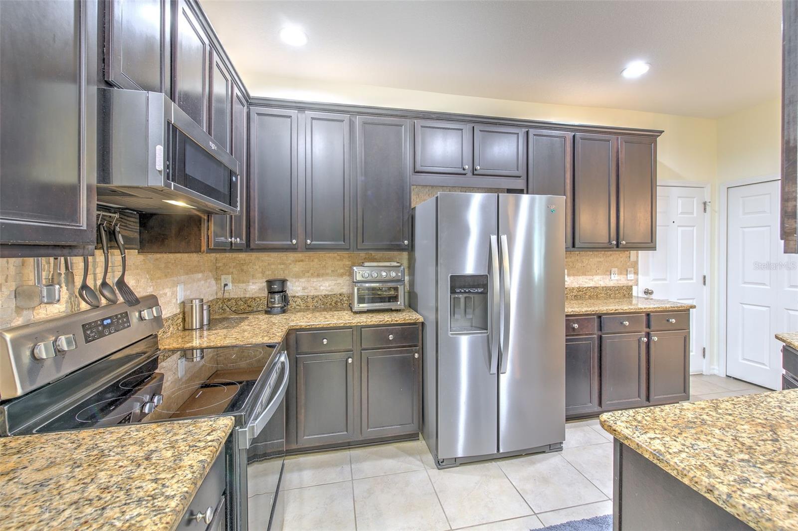 5409 Conch Shell Pl Property Photo 9