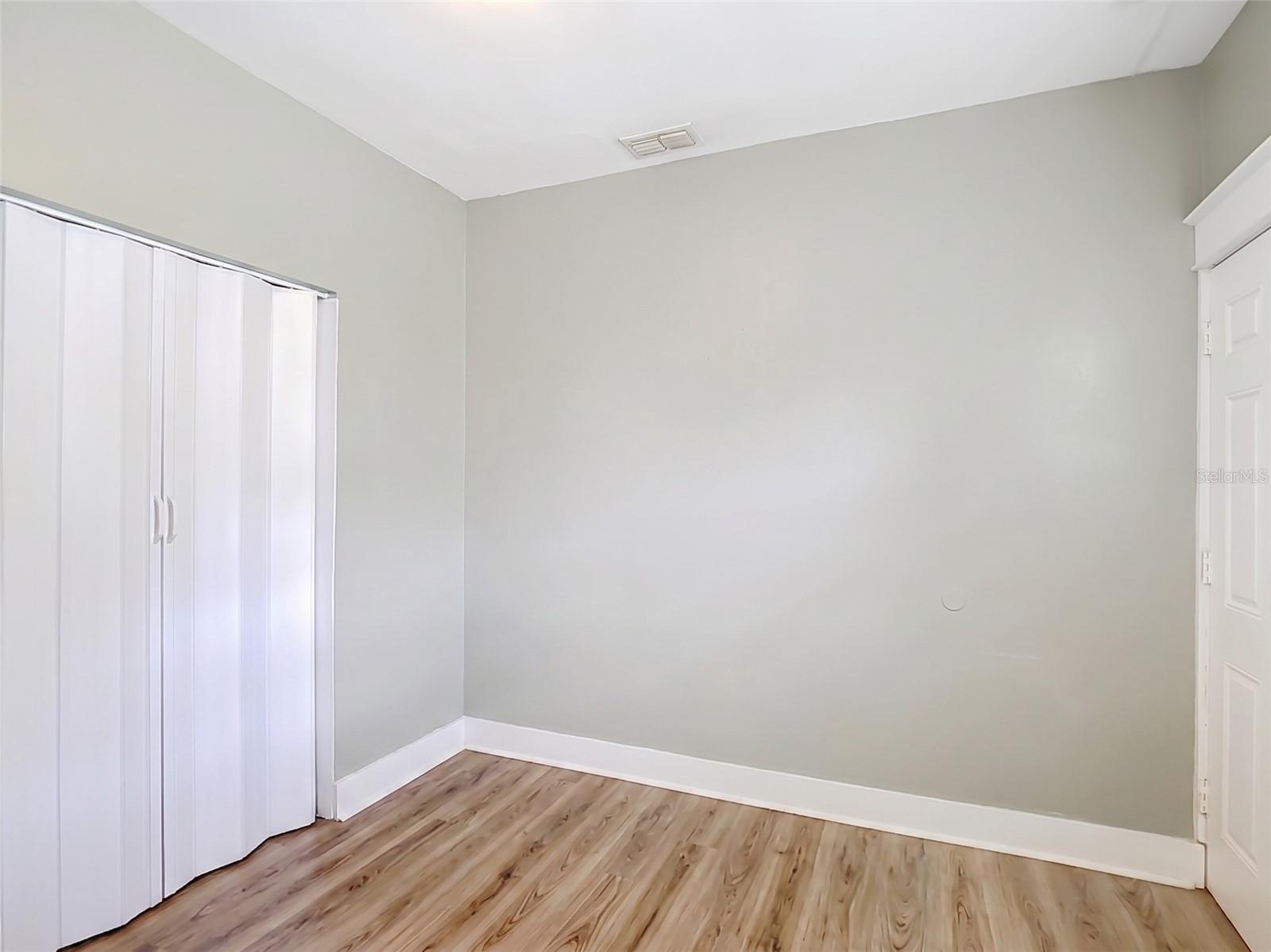 2020 Davis St Property Photo 10