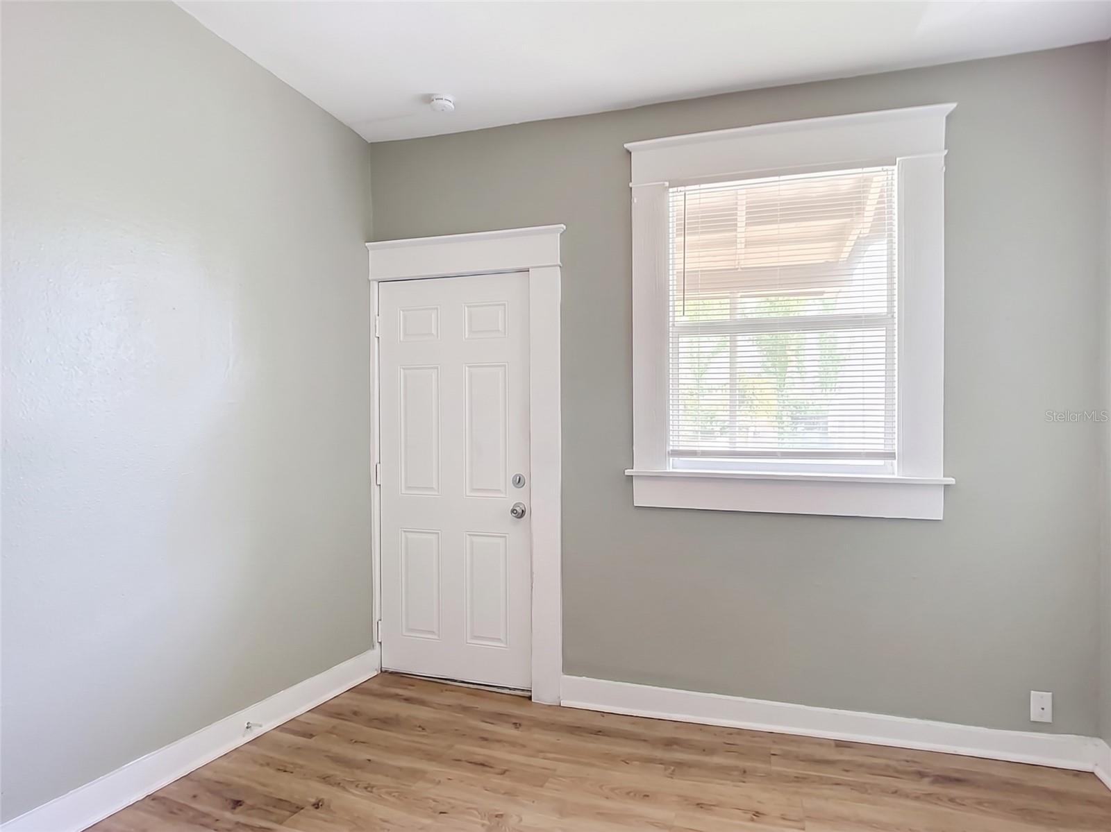 2020 Davis St Property Photo 11