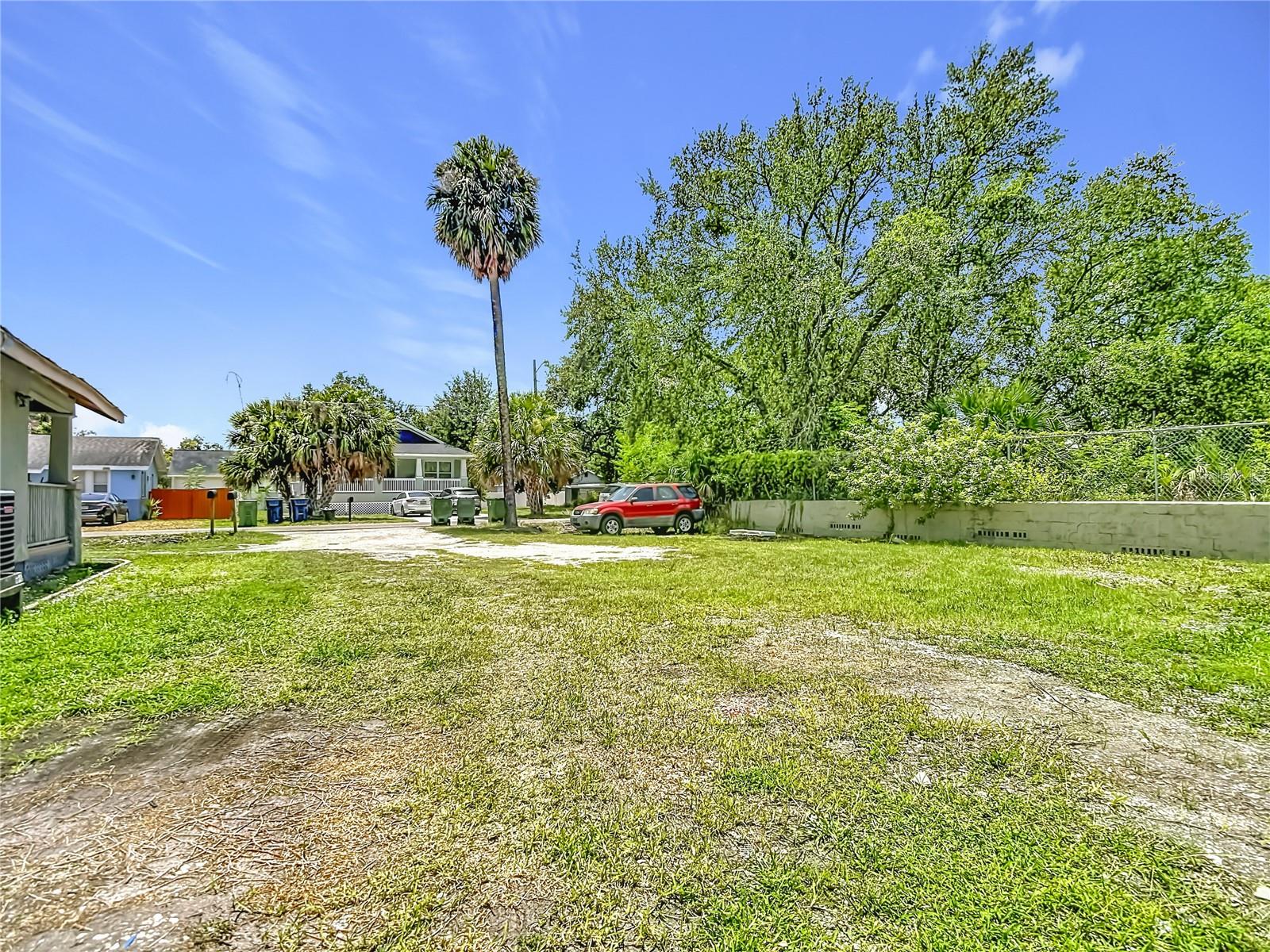 2020 Davis St Property Photo 24