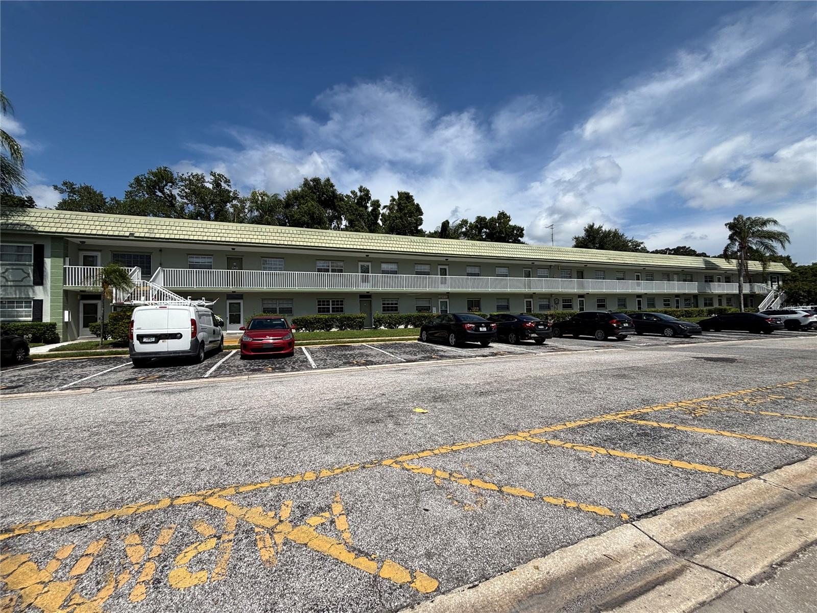 1433 S BELCHER RD #G1 Property Photo 1