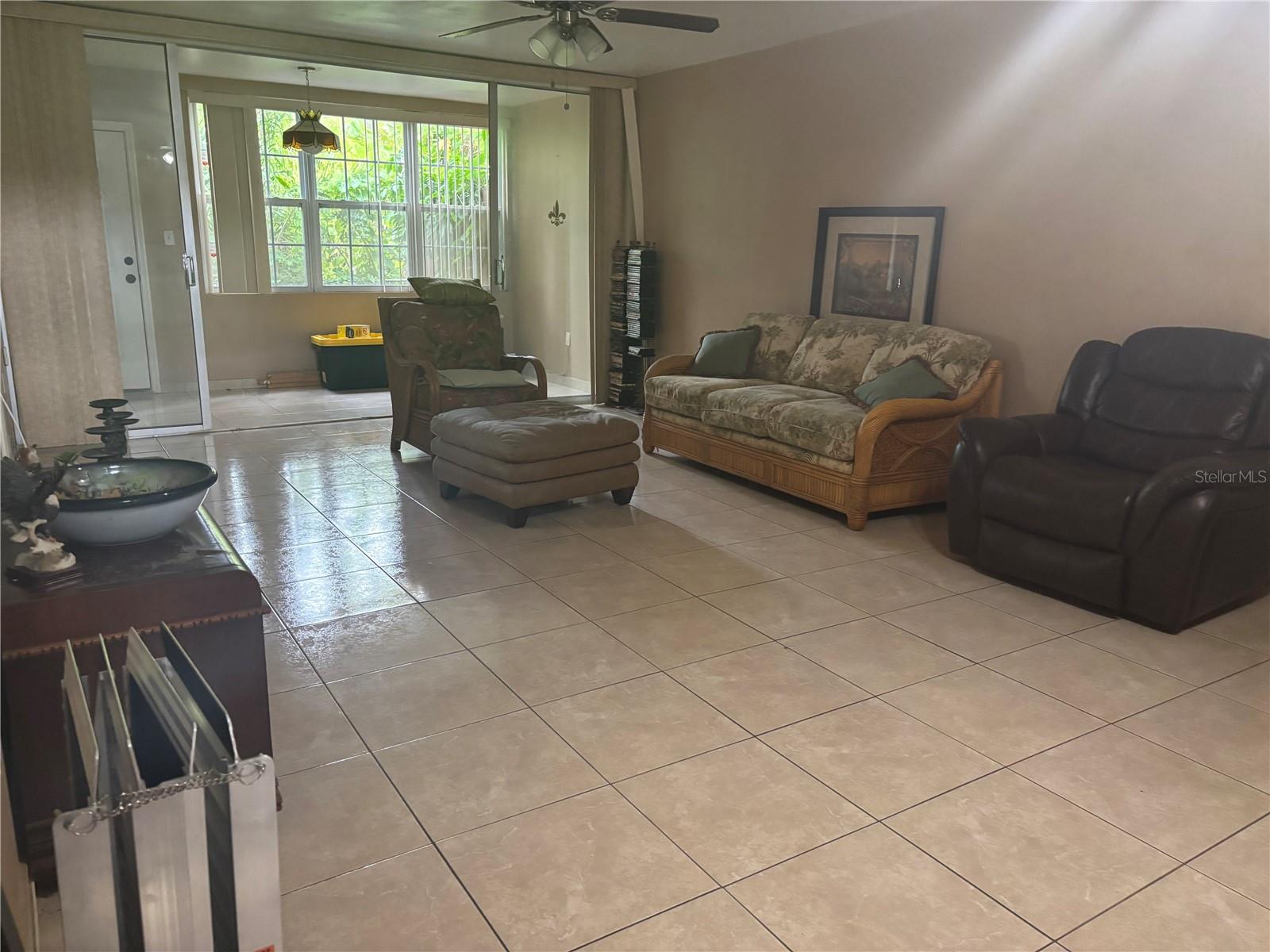 1433 S Belcher Rd #g1 Property Photo 8